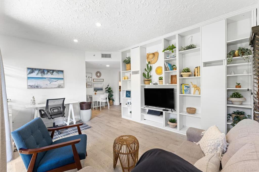 Delight And Cozy Apt Close To Las Olas & The Beach Форт-Лодердейл Экстерьер фото